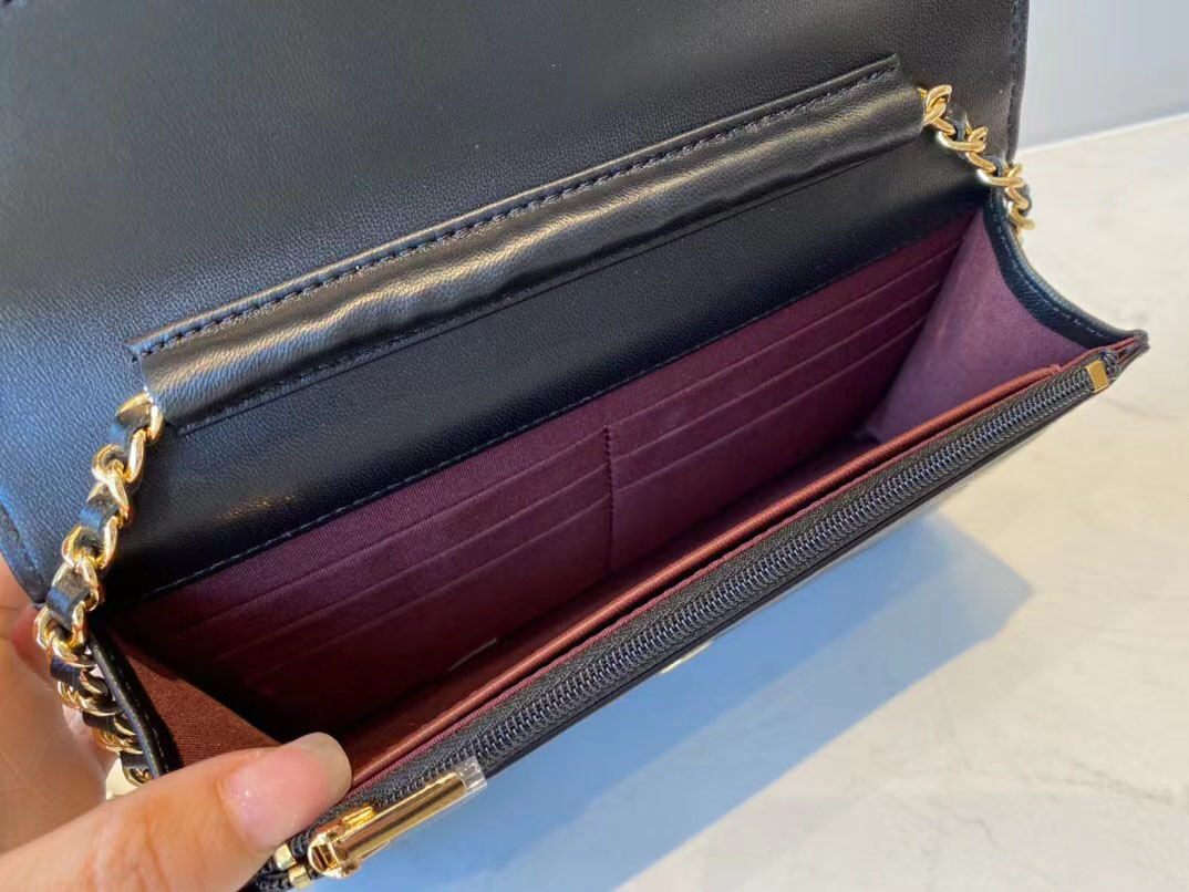 

Fashion Selling Classic Upgraded magnetic hardware womens chain wallets Top Quality Sheepskin Luxurys Designer bag Coin Purse Card Holder With box.100