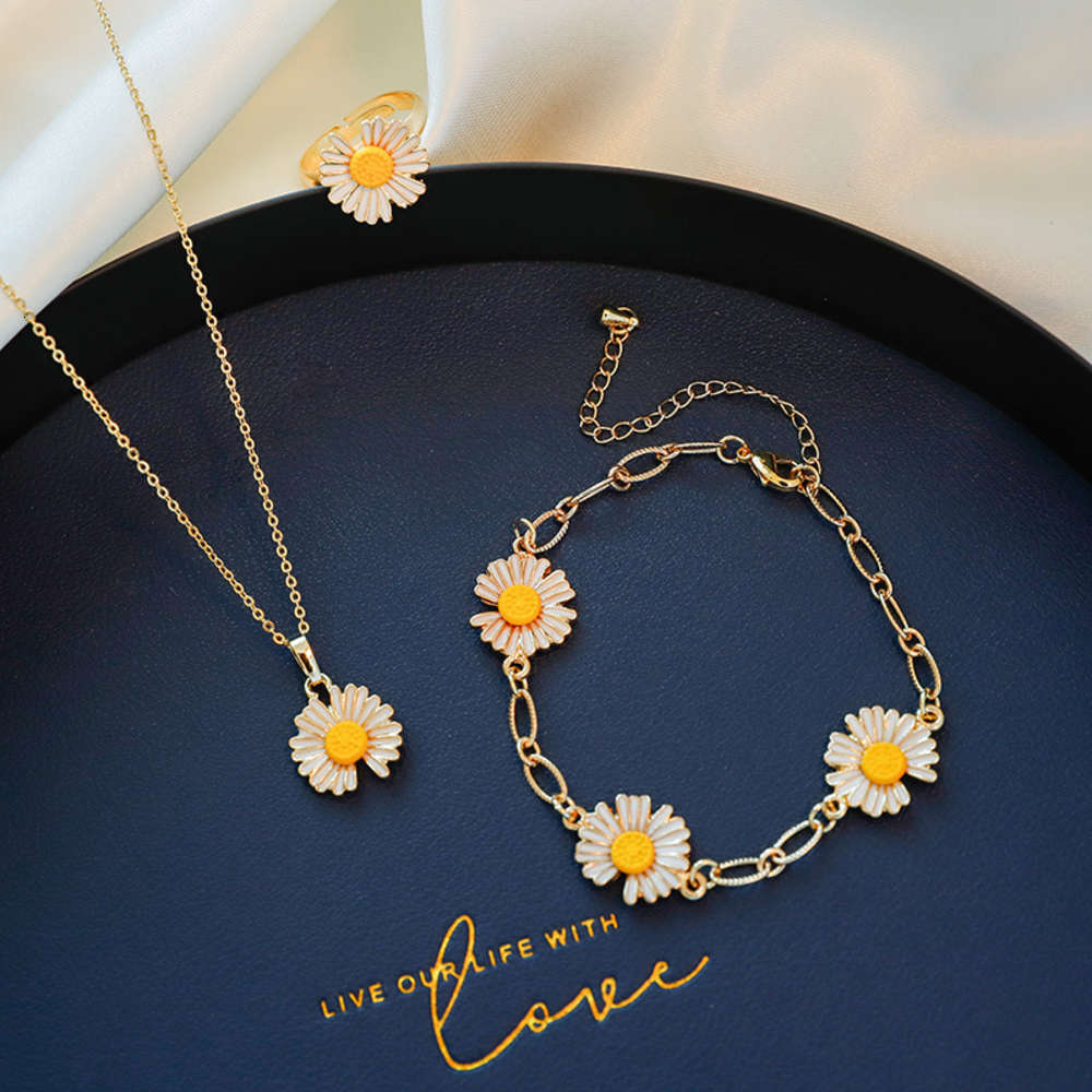 Little Daisy Mori Fleur Bracelet Femme Design Advanced Student's Meilleur ami Simple Froid Style Bijoux