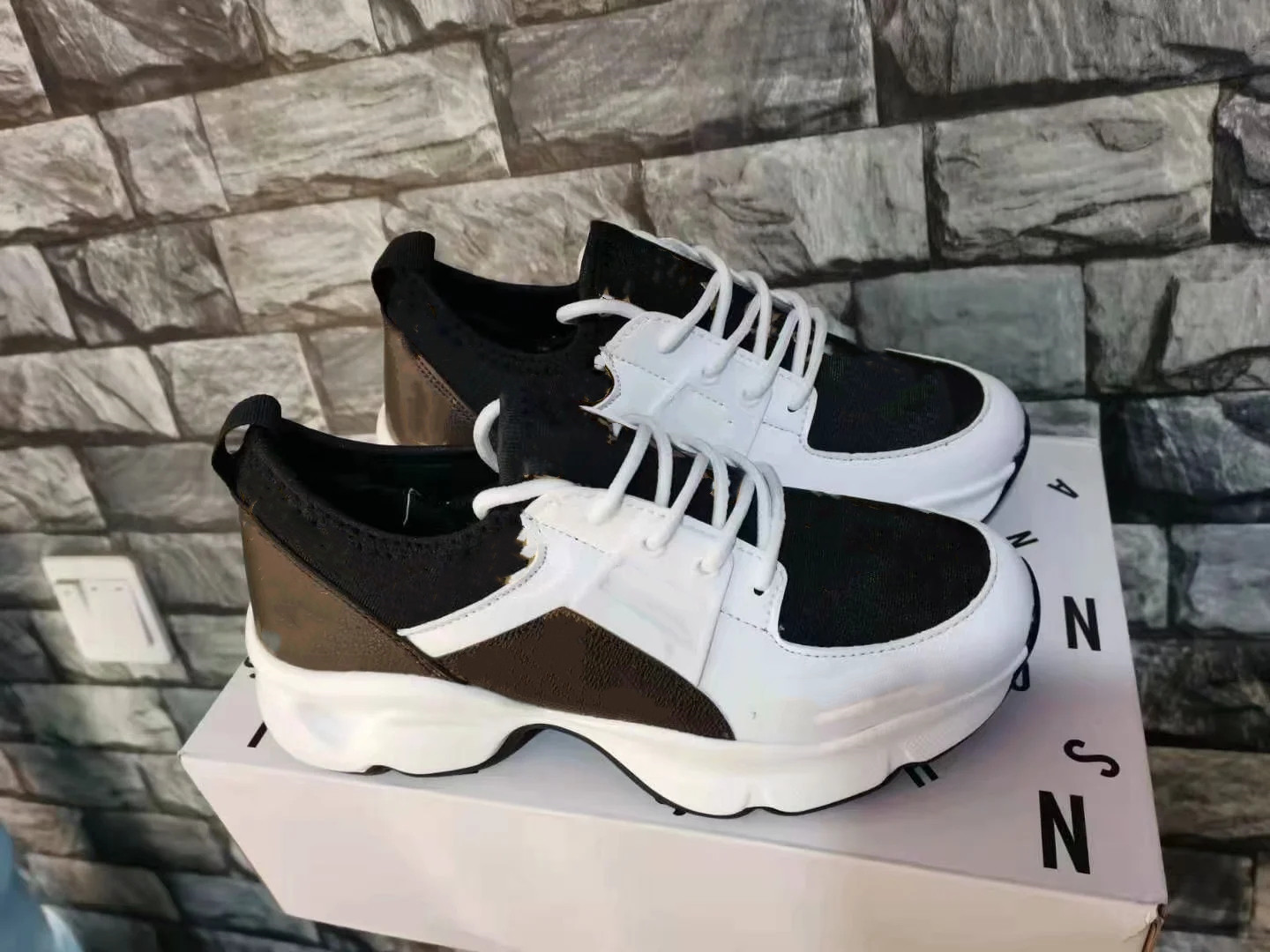 

Autumn And Winter Brand Paris designer Roller Shoes triple-s casual womens sneakers Lace Thick bottom clear bubble midsole fashion EUR size 36-41, White2