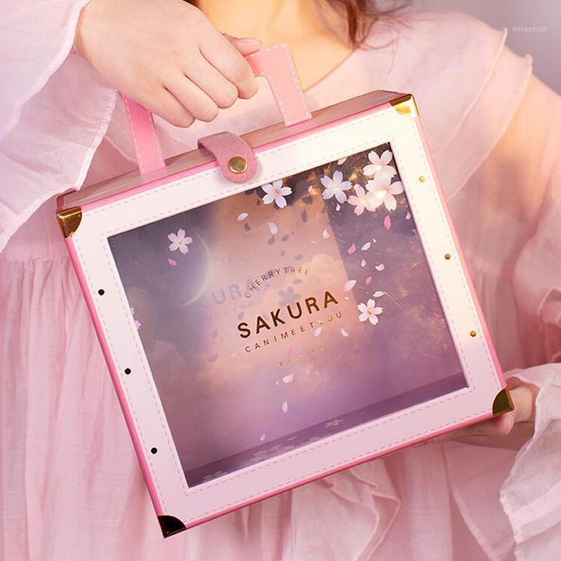 

Gift Wrap High-end Hollow-out Hand Carry Box Pink Cherry Blossom Metal Corner Anti-knock Abrasive Leather Buckle Party Candy