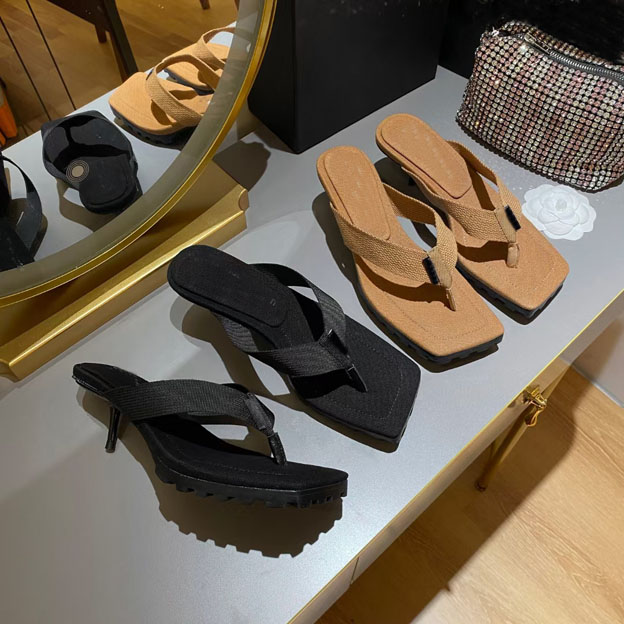 

Women's cat heel woven wear-resistant anti slip pregnant women's slippers, 4.5cm, fashionable and smooth in summer, with outdoor b, Black