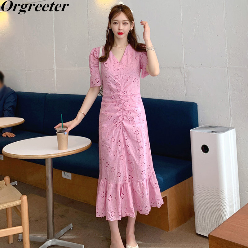 

V-neck Hollow Ruffles Fishtail Dress Female Summer Short sleeve Drawstring Ruched Bubble Embroidery Cotton Lace 210525, Pink