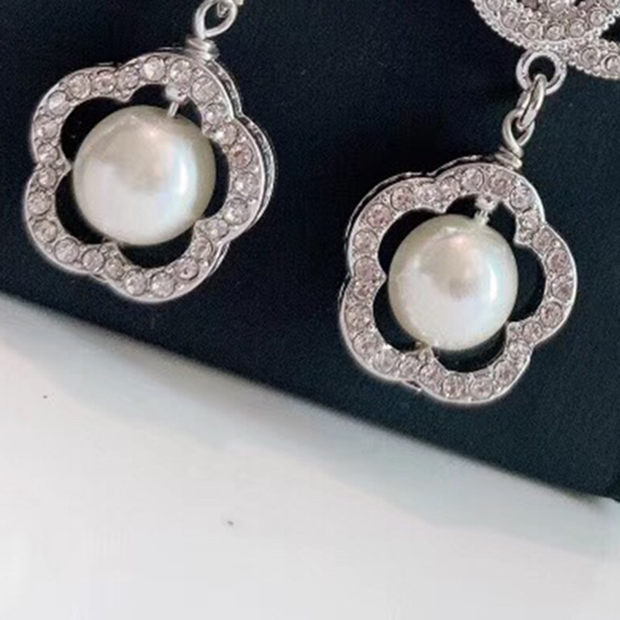 

Women Stud Pearl Earrings Material Made Luxury Designer Earring 925 silver needle high quality Party Gift, Golden;silver
