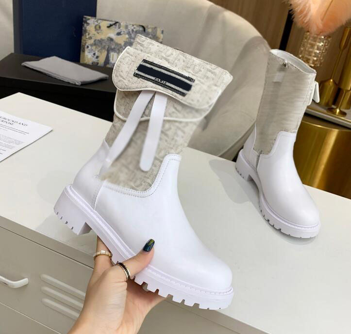 

2021 autumn winter Martin boots ladies leather embroidered logo short boots rubber soles fashion casual knight boots high quality winter shoes