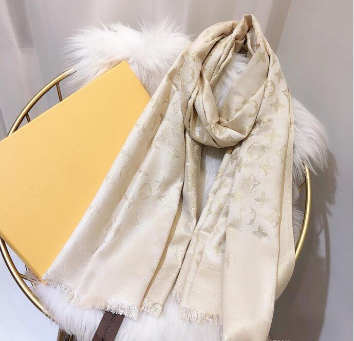 

Silk Scarf 2021 Designer silken scarves High quality Shawl Scarfs Women Fashion scarve 4 Season foulard luxury muffler Men bufanda 9 Colors with Gift Packing