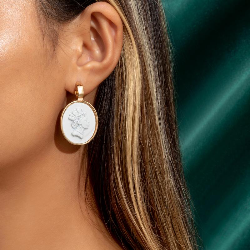 

Dangle & Chandelier IngeSight.Z Vintage Carved Coin Portrait Human Head Drop Earring Punk Geometric Metal Hanging Earrings For Women Jewelry, Silver