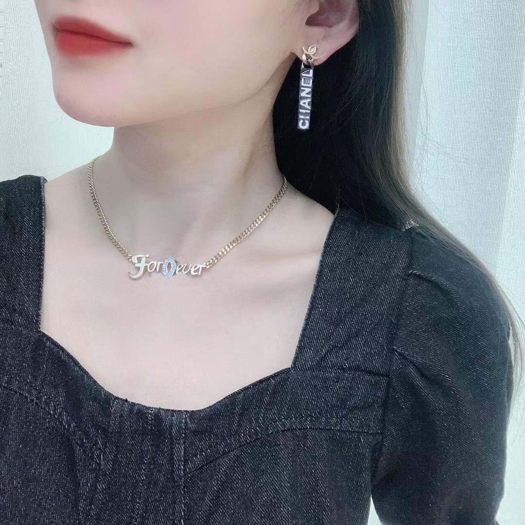 

2021 Luxury quality pendant necklace with pink and black enamel words earring for women wedding jewelry gift have box PS4650