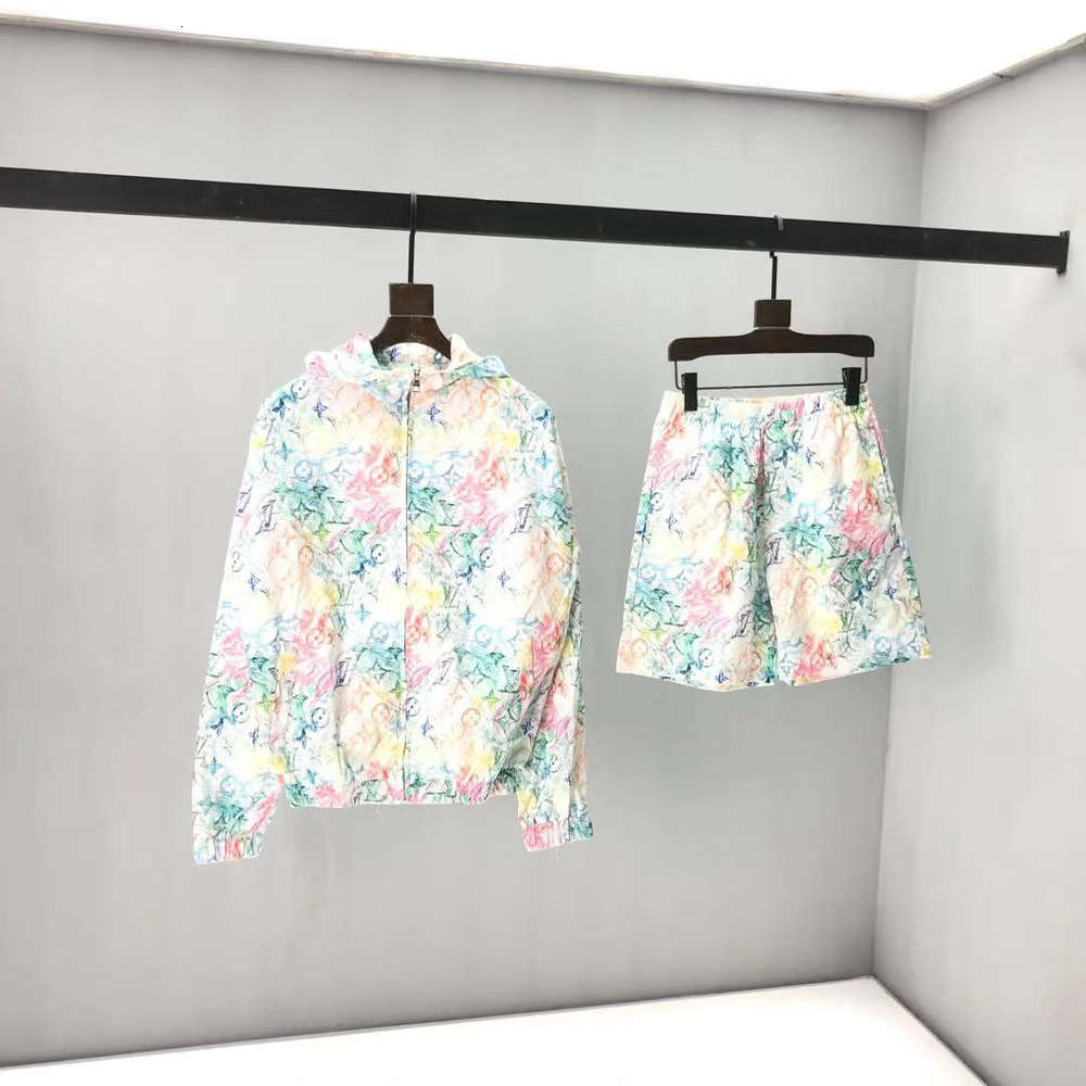 

2021ss spring and summer new high grade cotton printing short sleeve round neck panel T-Shirt Size: m-l-xl-xxl-xxxl Color: black white