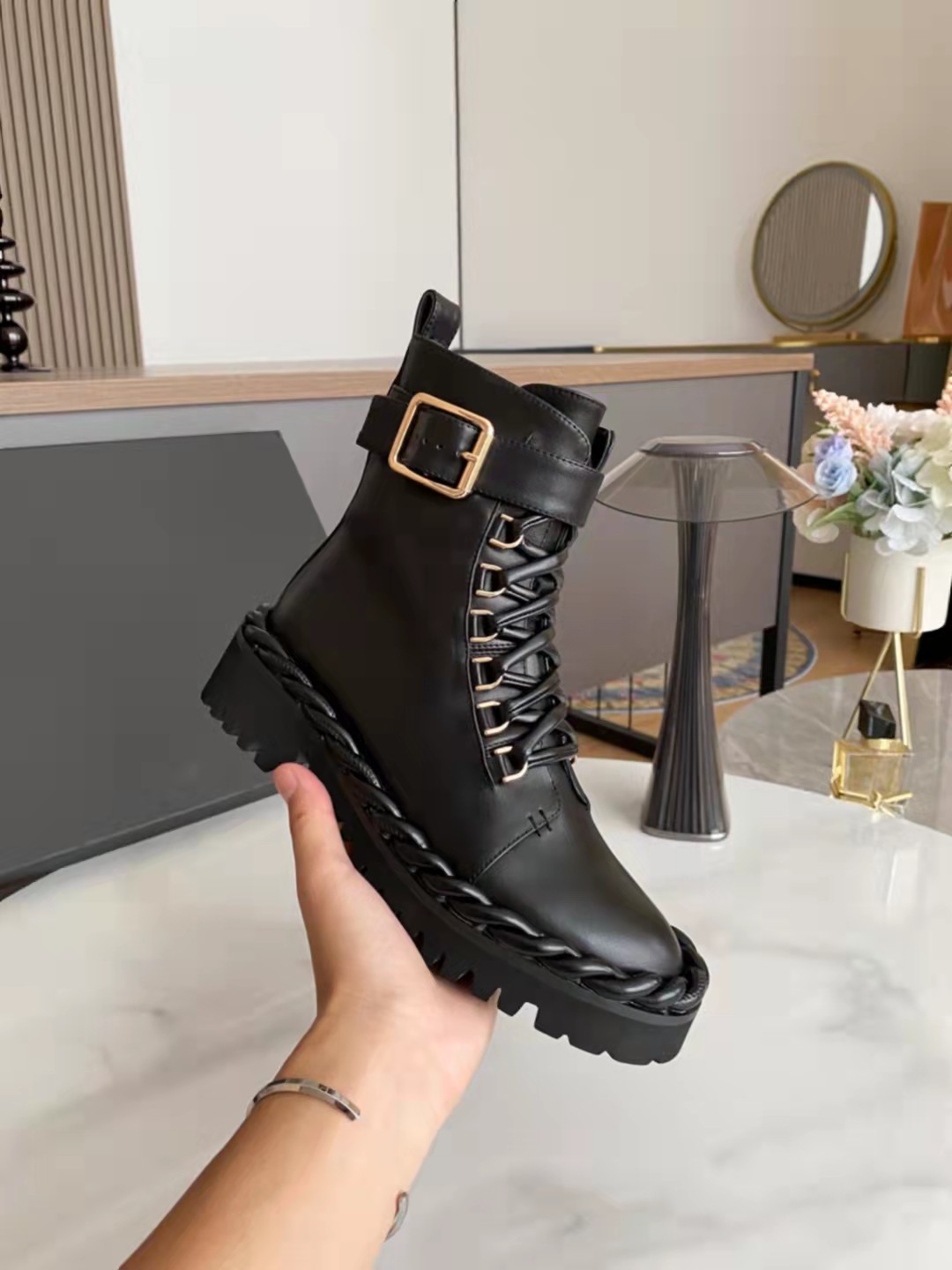 

Designer Ladies Ankle Boots Luxury Quality Black Short Boots Fall Winter Fashion Lace-up Casual Shoes Martin Boots Size 35-40