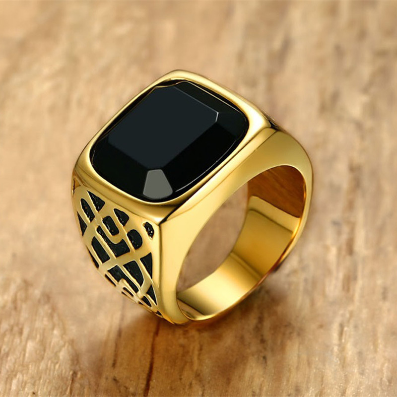 

Men Square Black Carnelian Semi-Precious Stone Signet Ring in Gold Tone Stainless Steel for Male Jewelry Anillos Accessories