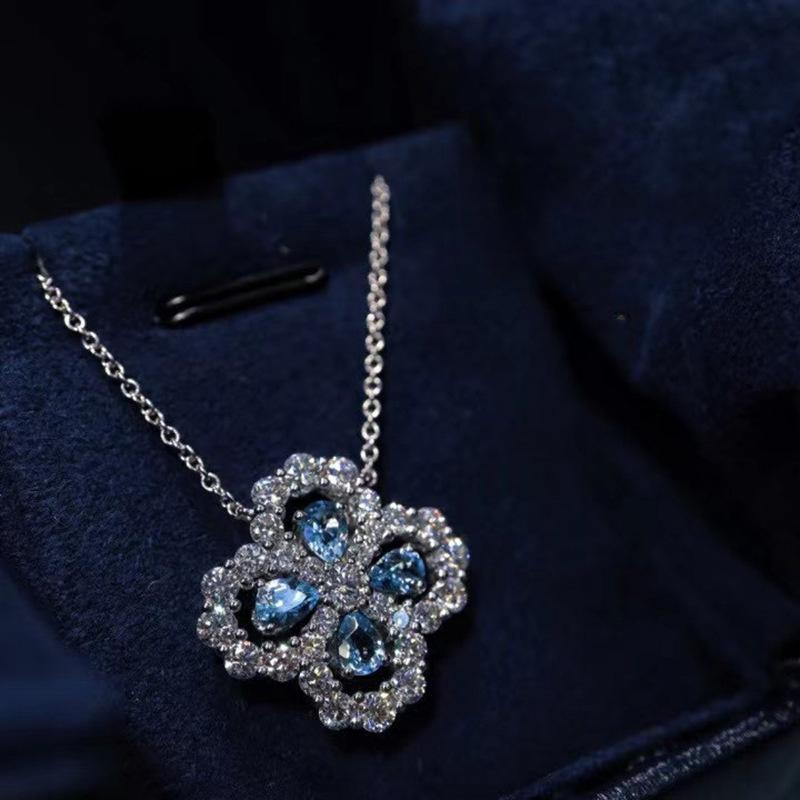 

Pendant Necklaces 2021 Arrival Leaf Clover Necklace For Women Jewelry Light Luxury Silver Plated Clavicle Chain Female Choker Bijou