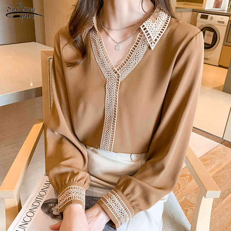 

Spring V-Neck Long Sleeve Solid Tops Chic Hollow Embroidery Splicing Blouse Women Plus Size Satin Silk Shirt Ladies 13094 210521, Khaki