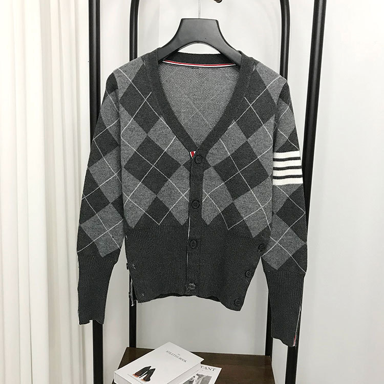 

hoodies Fashion TB Brand Sweaters Women Loose V-Neck Cardigans Clothing Argyle Striped Cotton Spring and Autumn Casual Coat, Black