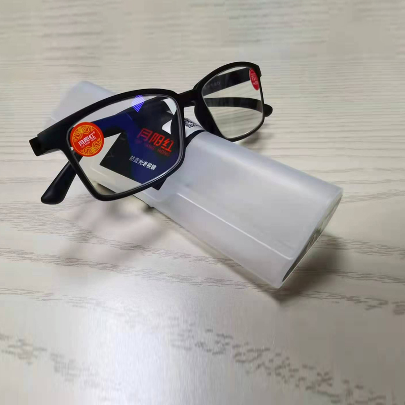 

TR Reading glasses with BLUE cut lens case Sunglasses, White;black