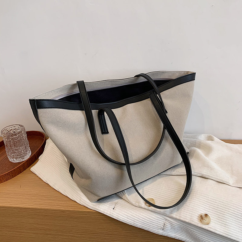 

Luxury Designer Handbag Shoulder Large Capacity Bag for Women Autumn and Winter New Fashion Canvas Big Bag Fashion Portable Tote Bag, Black