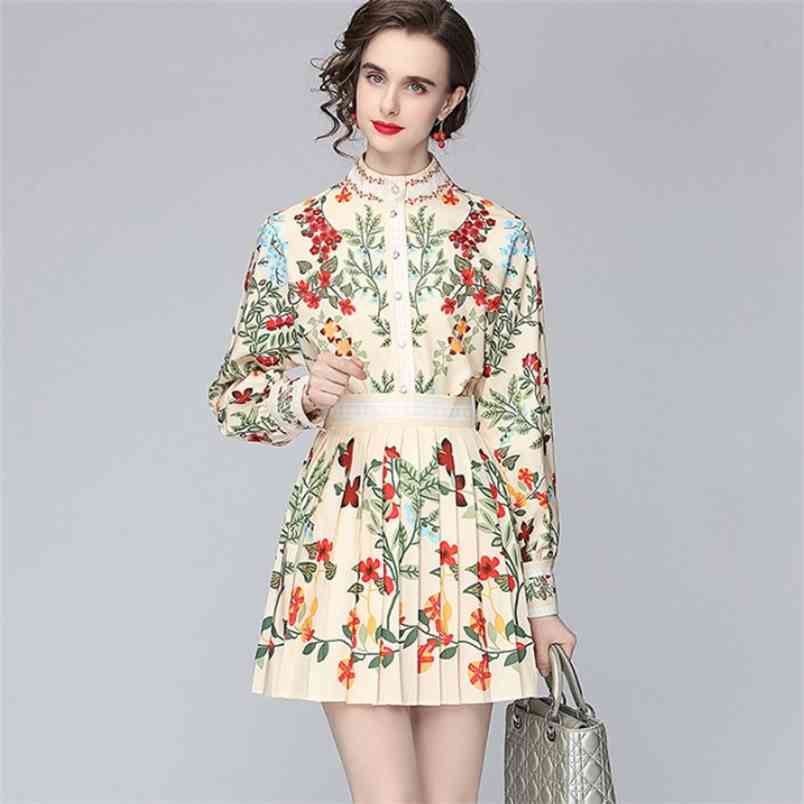 

Runway Design Women 2 piece set Spring Flowers Embroidery Stand Collar Shirt + High Waist Pleated Mini Skirts Suit Female 210519, Photo color