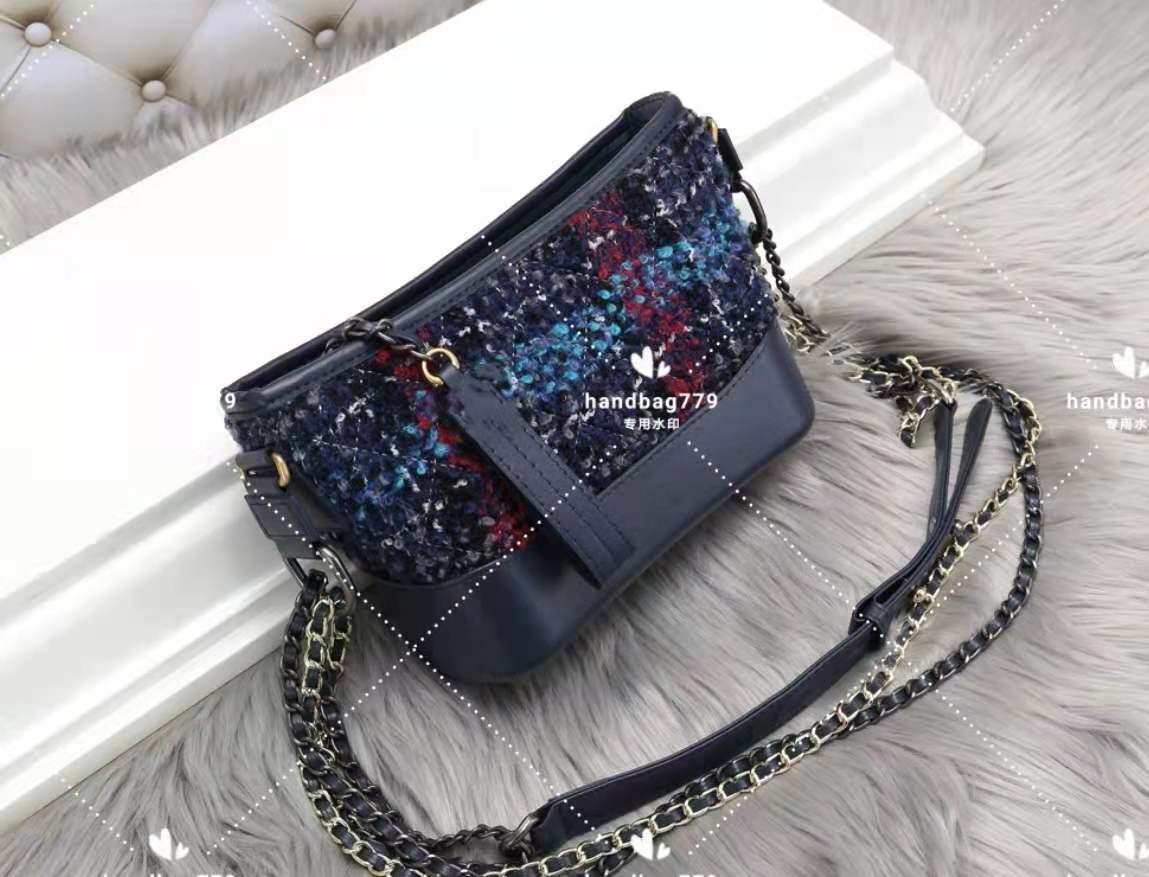 

Senior lady Hobo bags Classic design rhomboid woven color pattern leather shoulder strap lettered LOGO metal zipper tote bag Large capacity