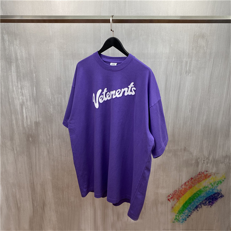 

New VETEMENTS T-shirt Men Women 11 High Quality Purple White Letter Logo Print Vetements Tee Oversize VTM Hip-Hop Tops, White;black