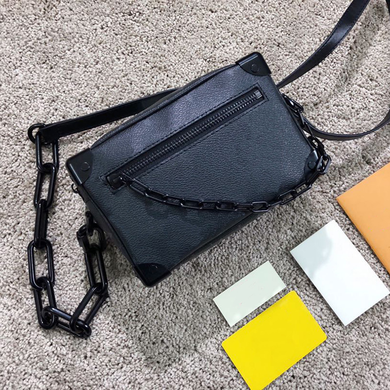 

Genuine Leather Mens Bags Mini Trunks Wallets Designers Men Messenger Crossbody Bag Coated Canvas Top Zipped with Box M69838