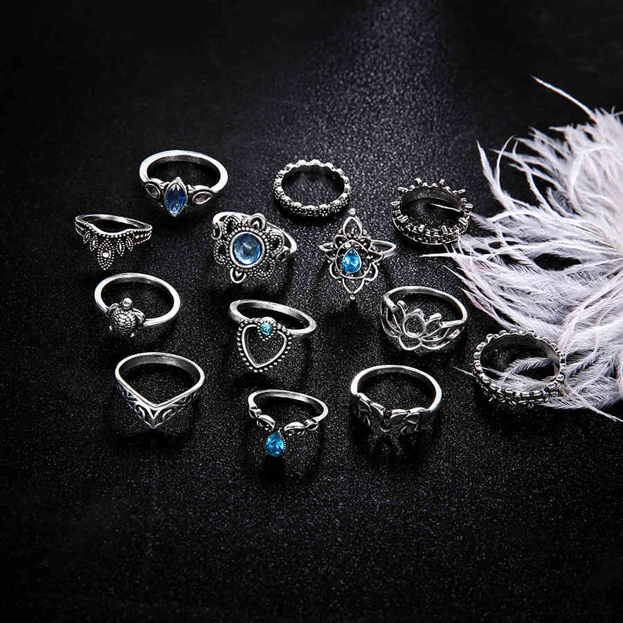 

Ensemble de bijoux incrustés de diamants sculptés couronne ciel étoilé 13 pièces bague femme