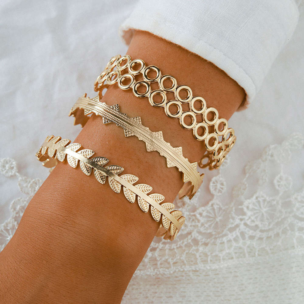 

Hand catenary style geometric exaggeration fashion versatile cool wind leaf hollow metal bracelet 3-piece set, Golden;silver