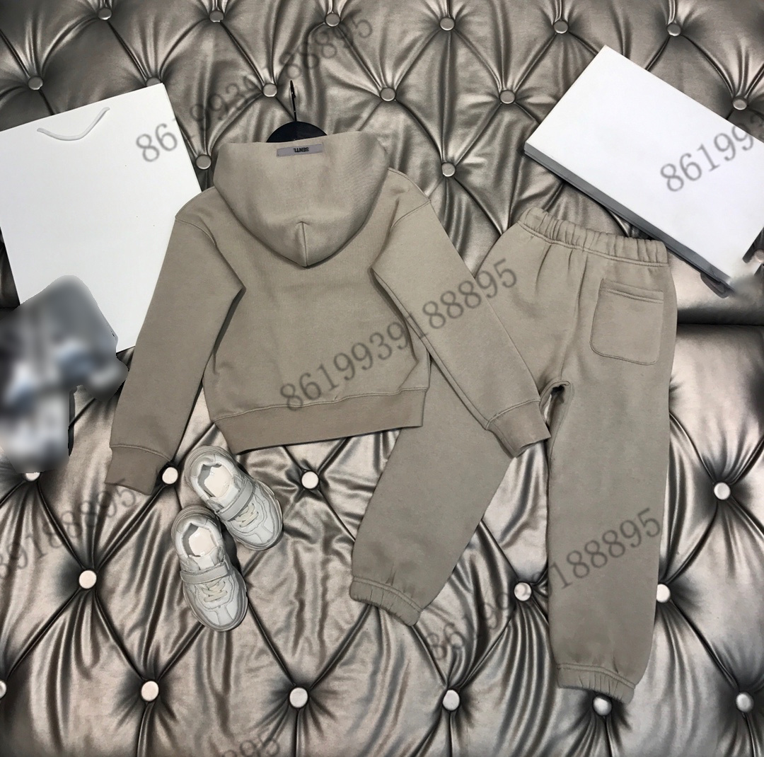 

2022ss springs kids designer sets casual hooded sweater + trousers cotton childrens suit brand girls clothing sweatershirts size 100-150 Brother and sister costume, 02