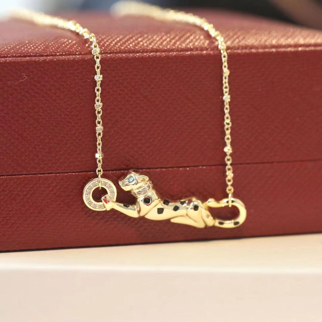 

Leopard Designer Necklace Chain Fashion Jewelry Silver Rose Gold High Quality Diamond Pattern Steel Animal Design Luxury Jewellery Women Pendant Necklaces