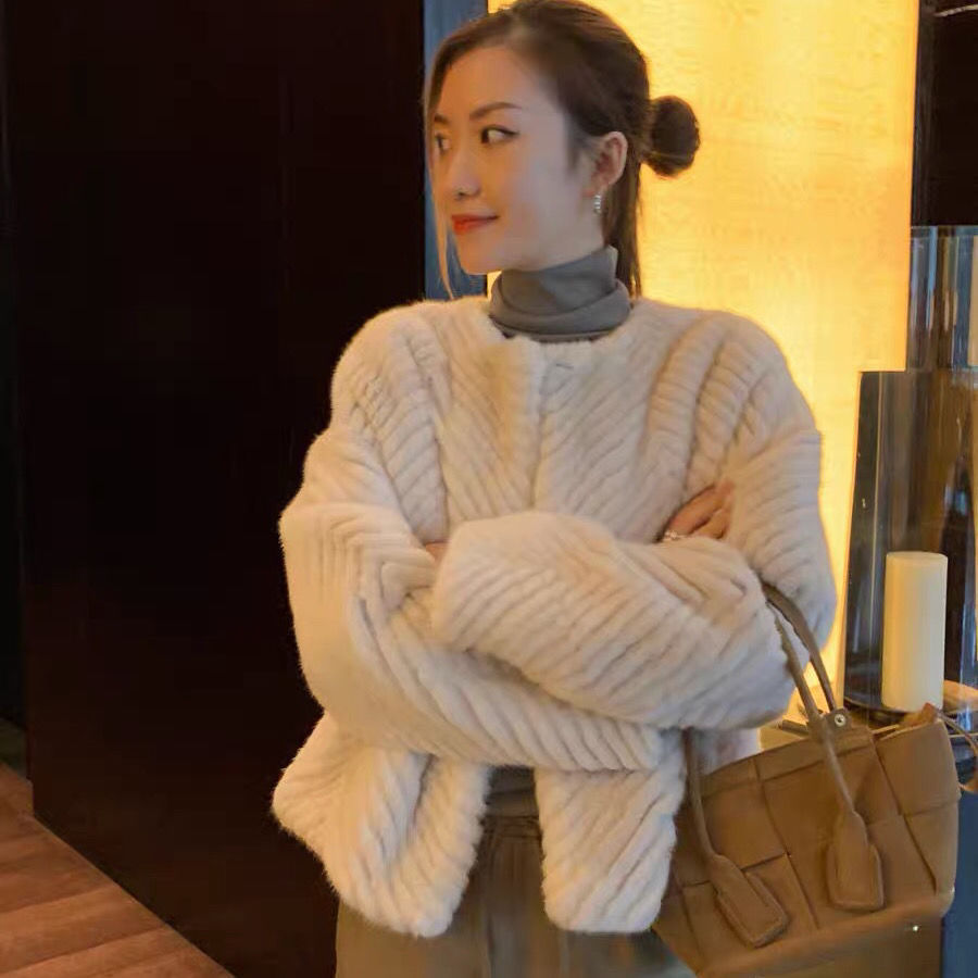 2021 Herringbone Embossed Fur Women's Imitation Mink Coat Round Neck Short Thin Korean Top
