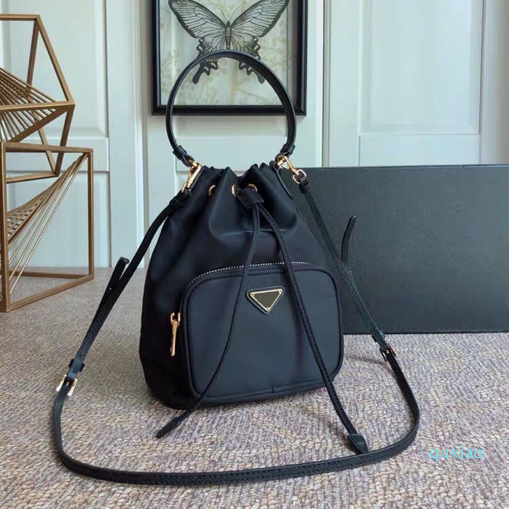 

Designers Luxurys Bags Handbags mini hand-held cloth fashion Korean tide Messenger Small Shoulder P Zhouzhoubao123 Woman bucket bag, No bag