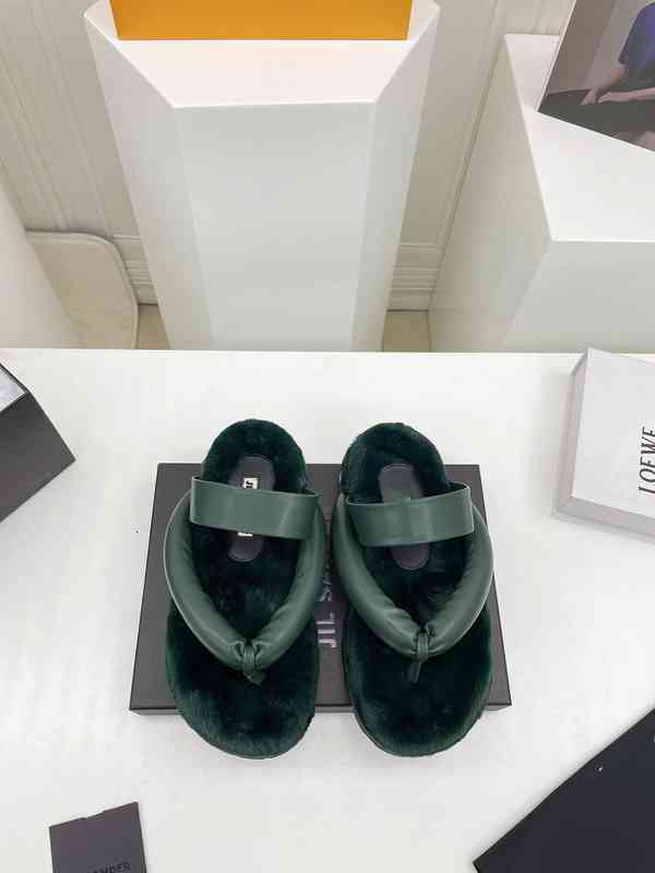 

Slippers autumn and Women's winter warm wool slippers classic big head flip flops girls leather flat slides AUWR, 1# shoe box