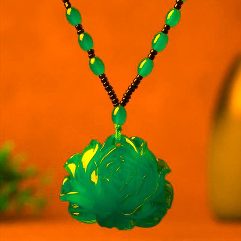 

Pendant Necklaces Vintage Ethnic Beeswax Long Necklace Men Women Winter Trendy Wood Beads Sweater Chain Lady Neck Decoration, Silver