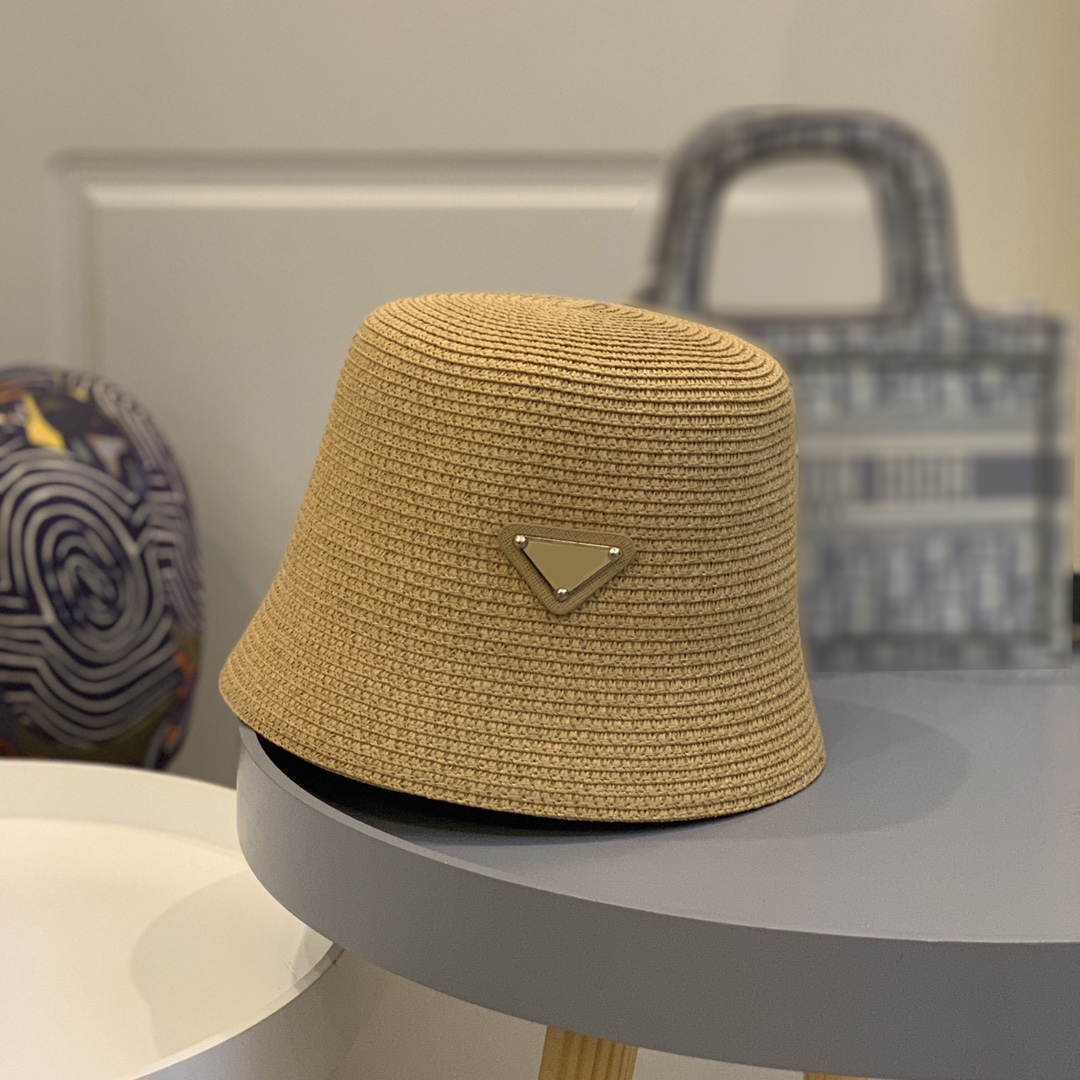 

2021 designers Summer bucket hats Knitting Thin Breathabl Beach UV Protection Flat Top Sunscreen luxurys Fisherman hat 4 colors, Blue;gray