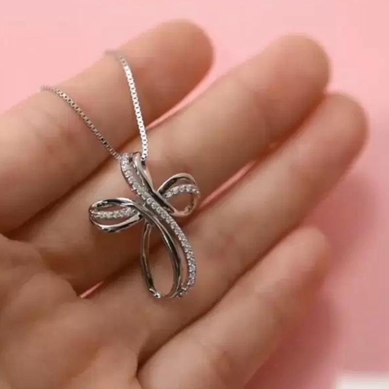

Pendant Necklaces Exquisite Micro-inlaid Zircon Figure 8 Wrapped Cross Necklace Cubic Zirconia Simple Female Accessories Trendy Jewelry, Silver