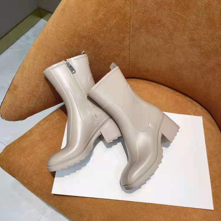 

Designer Women Rain Boot Betty Beeled Zip Mid-calf Motorcycle Boots PVC Rubber Square Toe Thick Heel Platform Shoes Waterproof welly Rainshoes, Sock