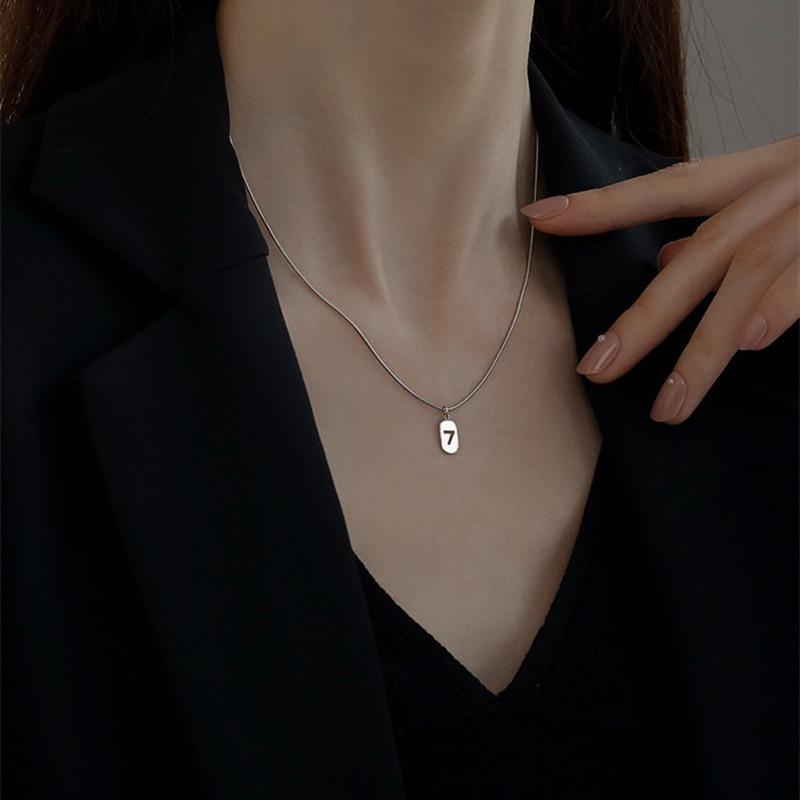 

Pendant Necklaces U-Magical Textured Stainless Steel Lucky Number 7 Necklace For Women Gothic Metal Chain Hollow Out Jewellery