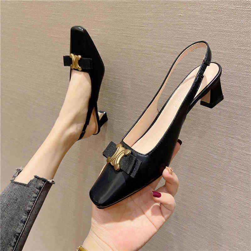 

Dress Shoes Baotou back empty sandals Arc de Triomphe shallow mouth thick high heel small fragrance metal decorated bow women's single Shoes, Black