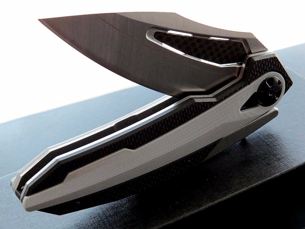 

ZT Zero Tolerance 0456 ZT0456 Strider 0566 knives D2 + CNC G10+ steel +Ball bearing system High Quality Folding Knife pocket gift