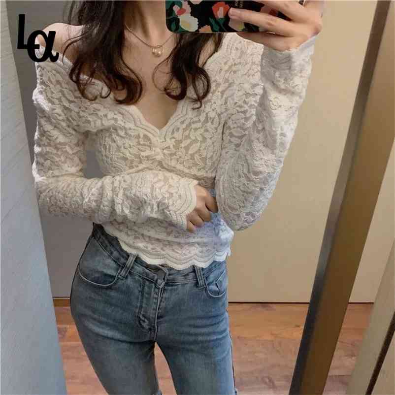 

Autumn Sexy Lace Long Sleeve Blouse Female Winter V-neck Tops Lady Transparent Korean Bottoming Blouses 210519, White