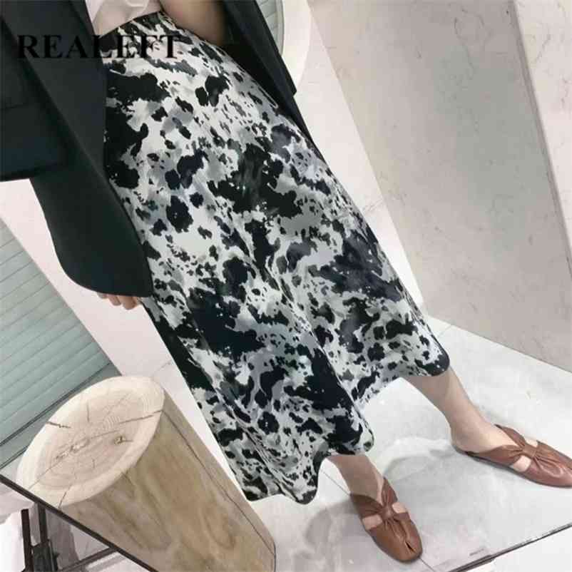 REALEFT New Summer Floral Printed Mi-long Skirts High Waist Bohemian Female Umbrella Skirts Tulle Casual Loose A-Line Skirt 210412Z