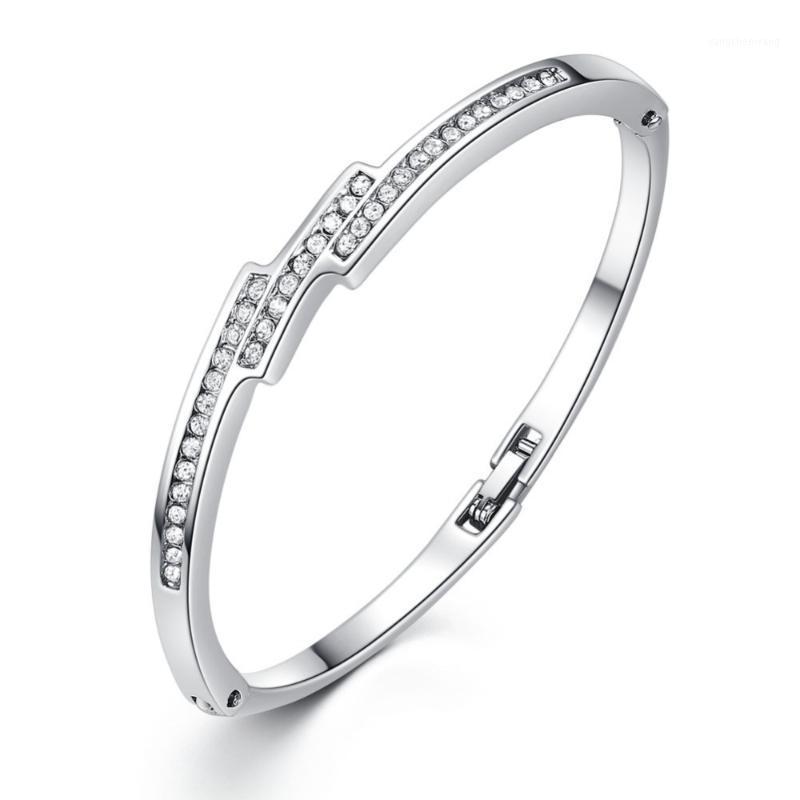 

Fashion Full Crystal Bangle For Women