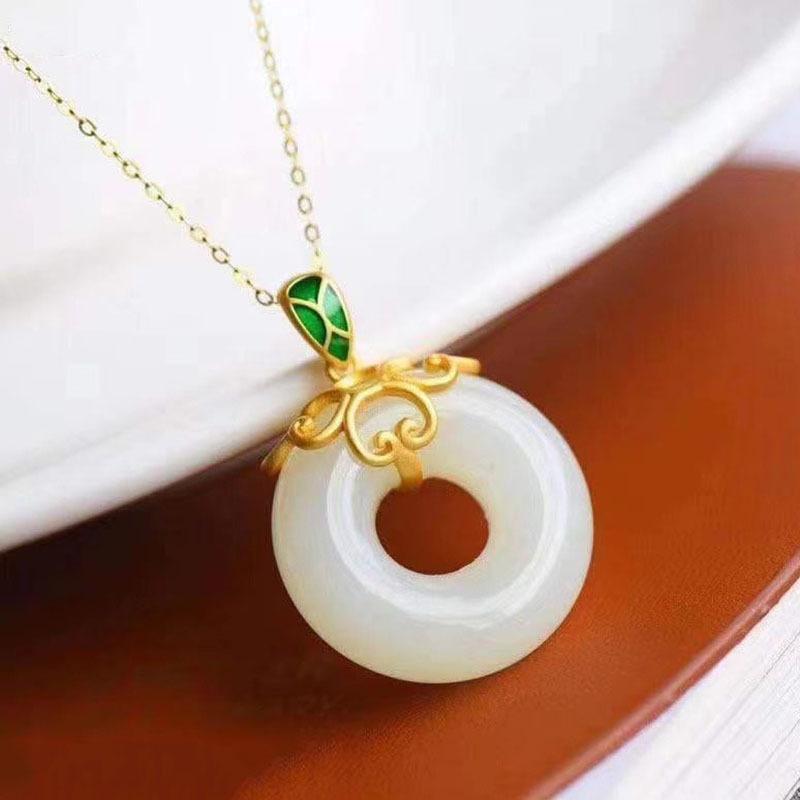 

Pendant Necklaces 925 Silver Ancient French Hetian White Jade Safe Clasp Pendant, Gold Inlaid Donut Sterling Necklace Wholesale