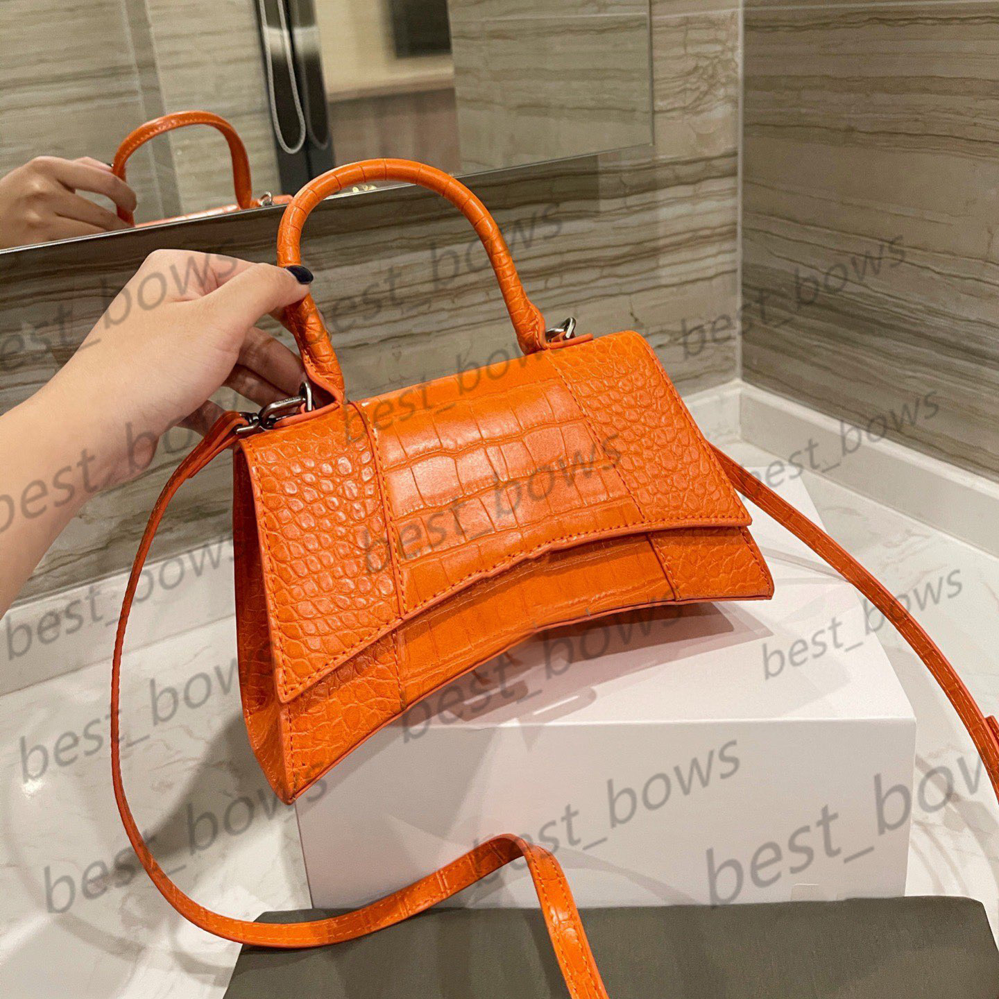 

Luxurys designers high Quality Ladies 2021 hourglass shoulder bag handbag Women fashion mother handbags portable bags cossbody totes Girl Brand B Genuine leather, No bags