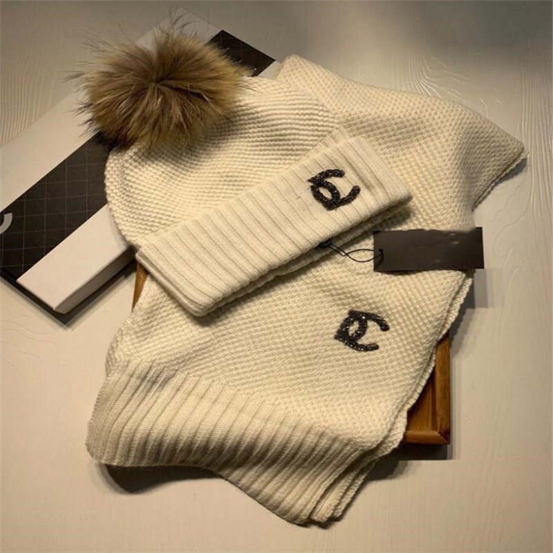 

Fashion wool trend hat scarf set top luxury acne hats men and women fashions designer C shawl cashmere scarfs gloves suitable for winter classics