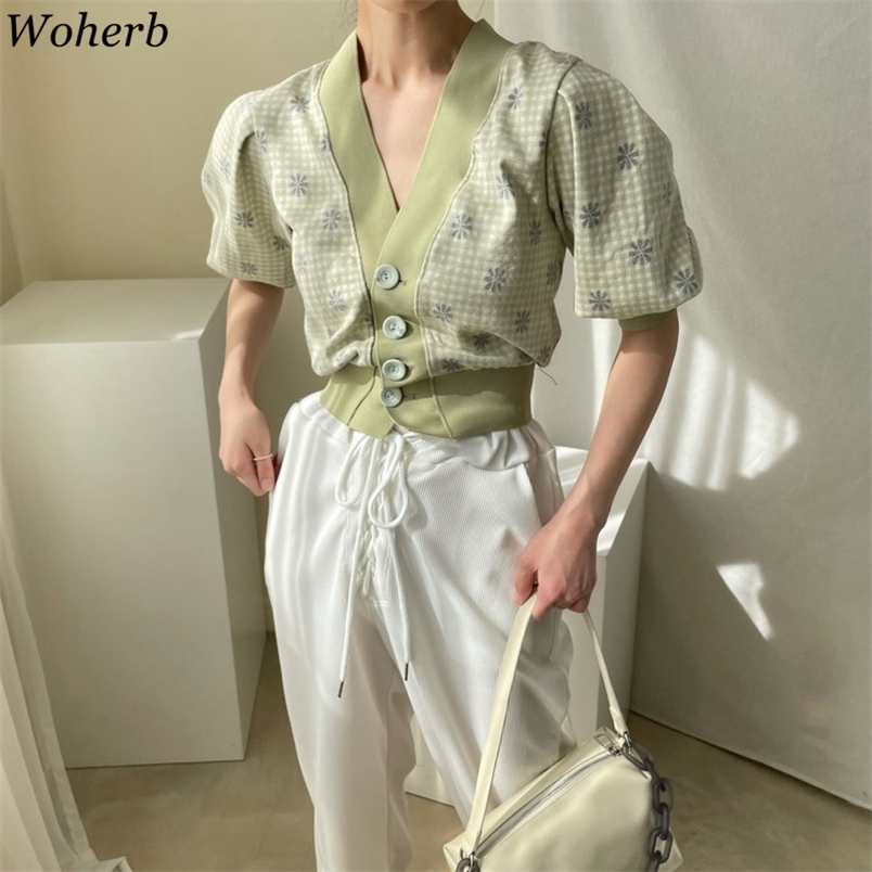 

Summer Knitted Cardigan Women Short Sleeve Floral V-neck Slim Tops Cardigans Vintage Korean Female Jumpers Femme 210519, Blue