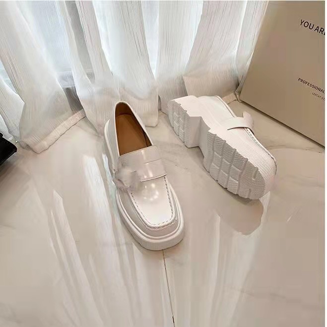 

Fashion designer triple black velvet casual sports shoes white oversized mens and womens party dress calfskin leather you are worth having