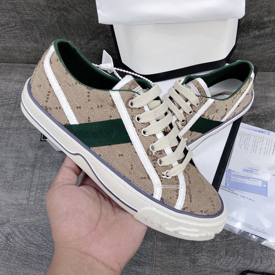 

Ace Bee Stripes Shoe Walking Sports Trainers Tiger Men Women Sneaker Casual Shoes Luxury Snake Designer Low Top Leather Sneakers R156