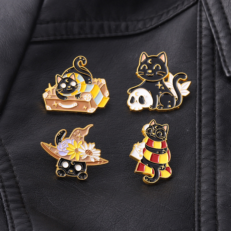 

Animal Series Black Cat Brooches Women Cartoon Magic Hat Skull Alloy Lapel Pins Paint Flower Box Backpack Clothes Badge Brooch Pin Accessories