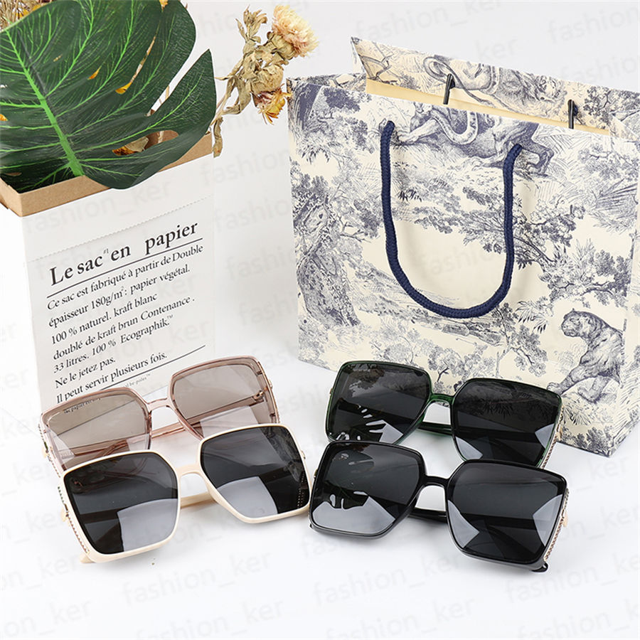 Woman Designer Sunglasses Brand Sun-glasses Beach Goggles Women Glasses 4 Colors Highly Quality