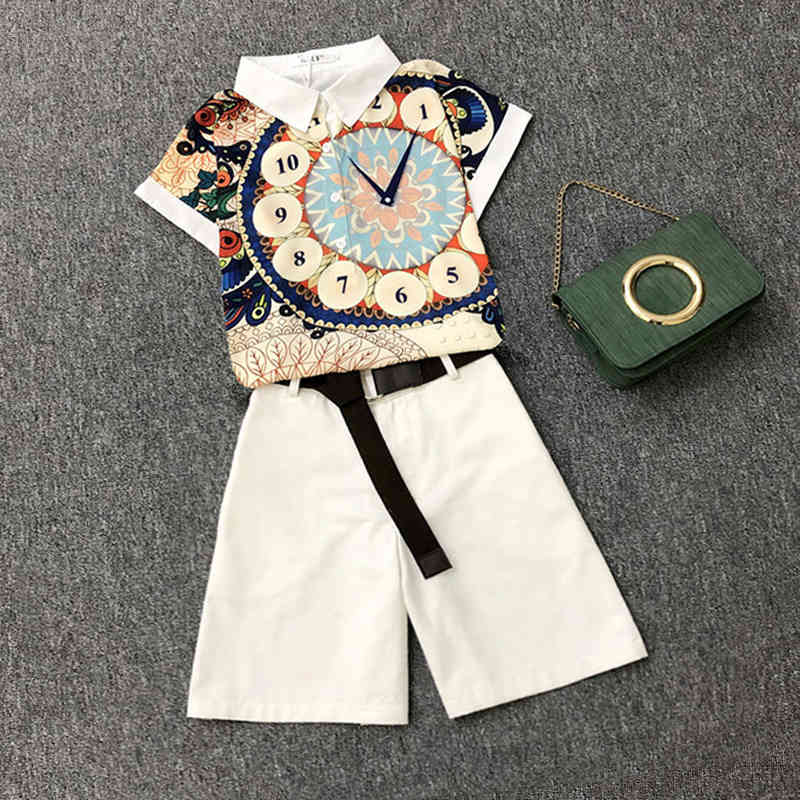 

Elegant Ladies Summer Two piece set Female Retro Clock Printted Chiffon Shirt Tops With Wide-leg Shorts Women's Suit Plus size 210525, Only shirt
