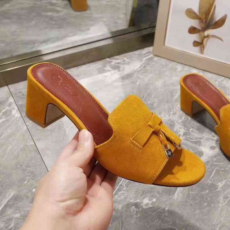 

Slippers Tassels Lock Designer Lady Thick Heel Luxury Loro Womens Open Walk Wedge Heels Sandals Beach Shoe Plus Size  42 GQ3T, Red